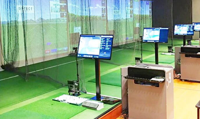 Indoor Golf School BEAGLE（ビーグル）横浜ハマボールイアス店