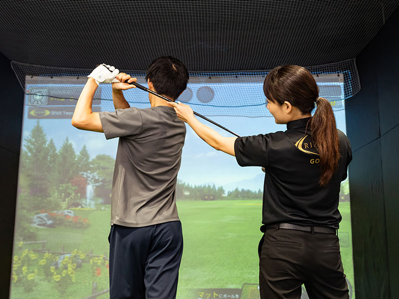 初心者専用レッスン RIZAP GOLF(ライザップゴルフ)名古屋駅前のサブ写真１