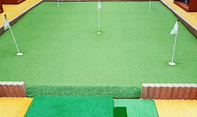 Indoor Golf School BEAGLE（ビーグル）横浜ハマボールイアス店